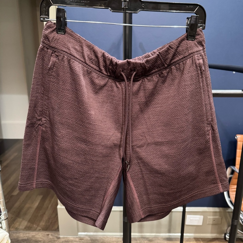Men’s Reigning Champ Waffle Knit Drawstring Shorts - Burgundy